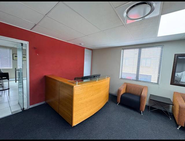 590M² OFFICE FOR SALE IN MIDRIDGE PARK